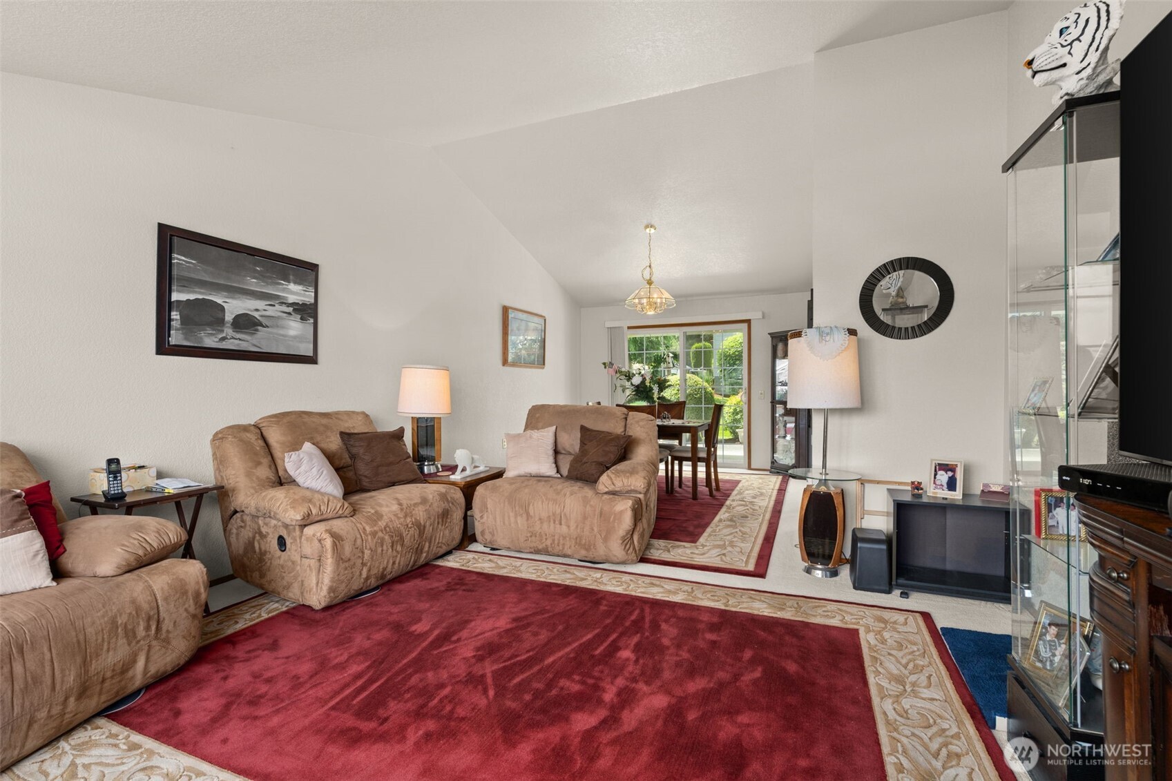 2816 Colonial Drive