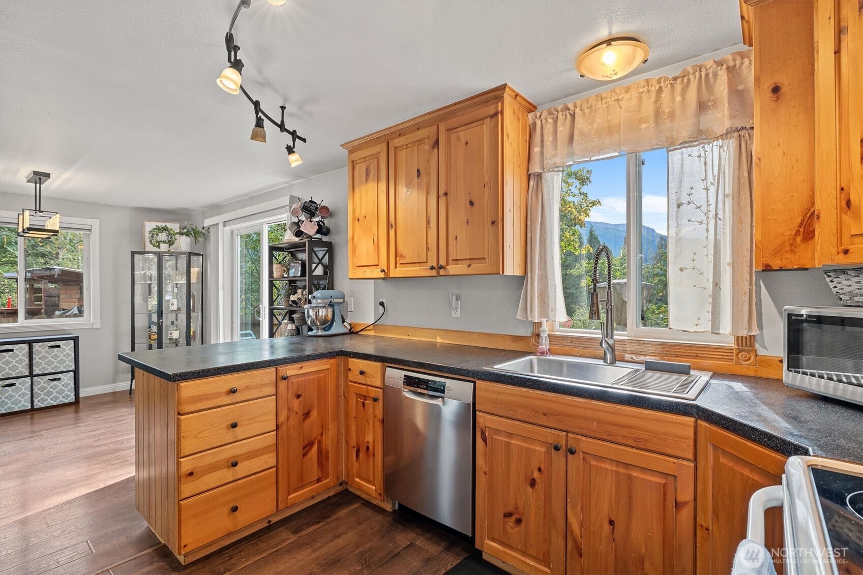 15610 Gold Bar Drive