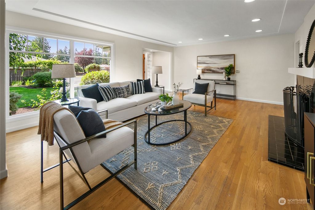 Photo of 13508 1st Avenue NW, Seattle, WA 98177 (MLS # 2260383)