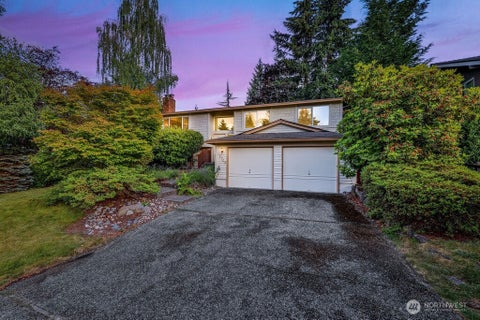 Photo of 12705 SE 74th Street, Newcastle, WA 98056 (MLS # 2546116)