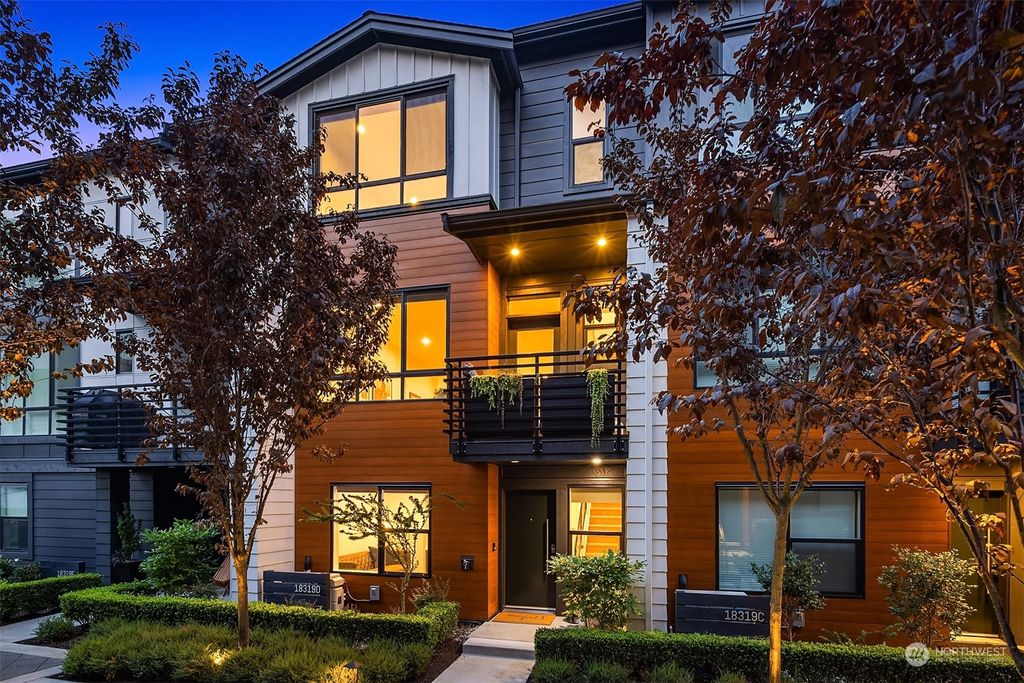 Photo of 18319 96th Drive NE #D, Bothell, WA 98011 (MLS # 2153759)