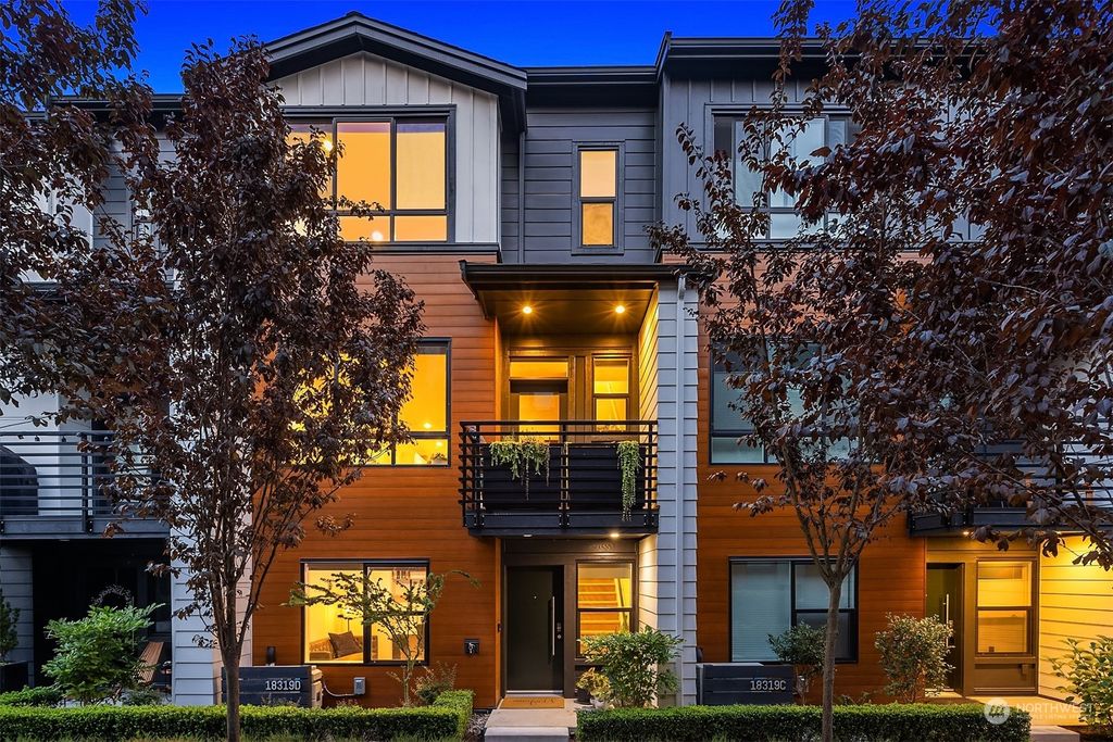 Photo of 18319 96th Drive NE #D, Bothell, WA 98011 (MLS # 2153759)