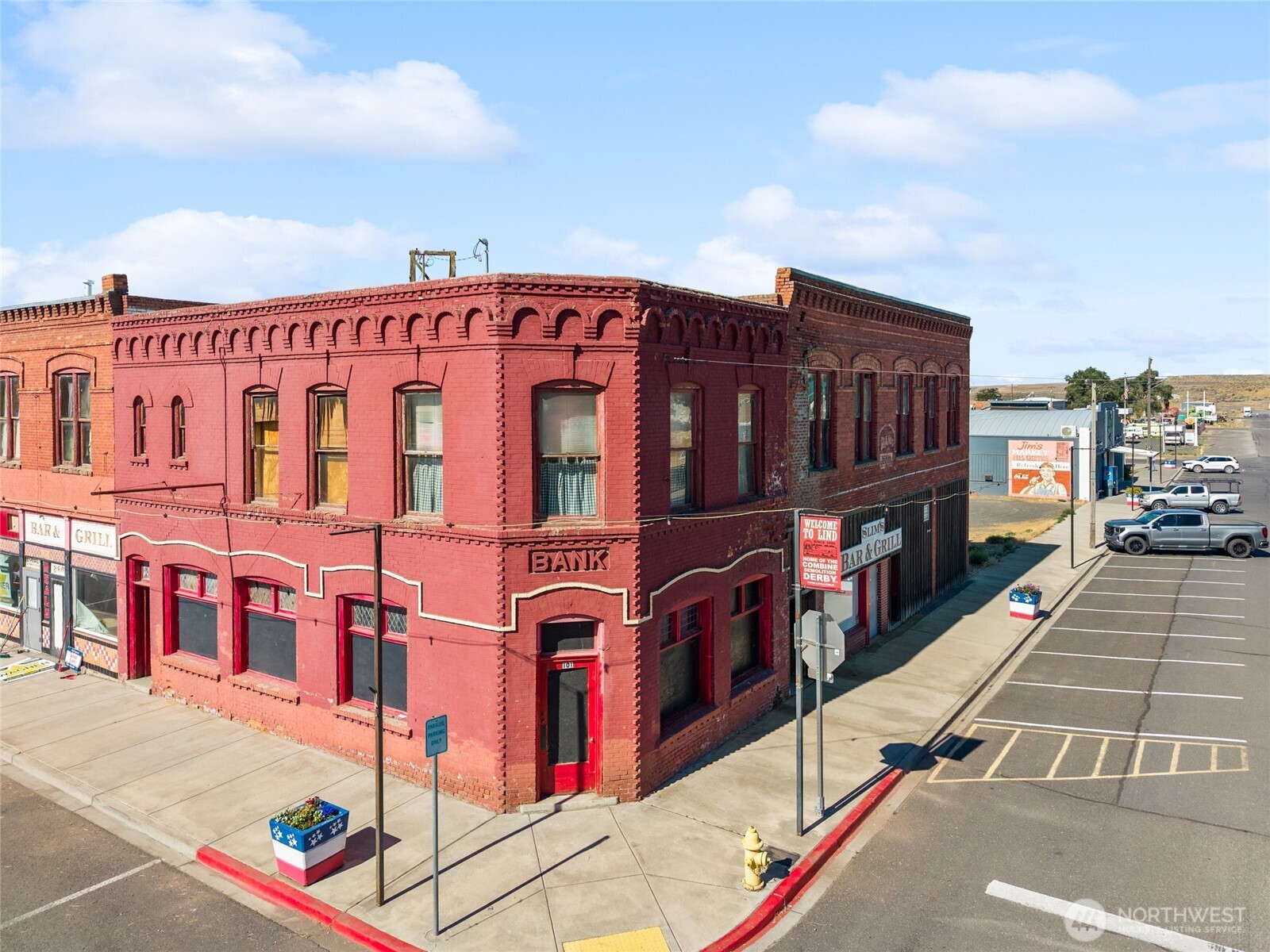 101 W 2nd Street