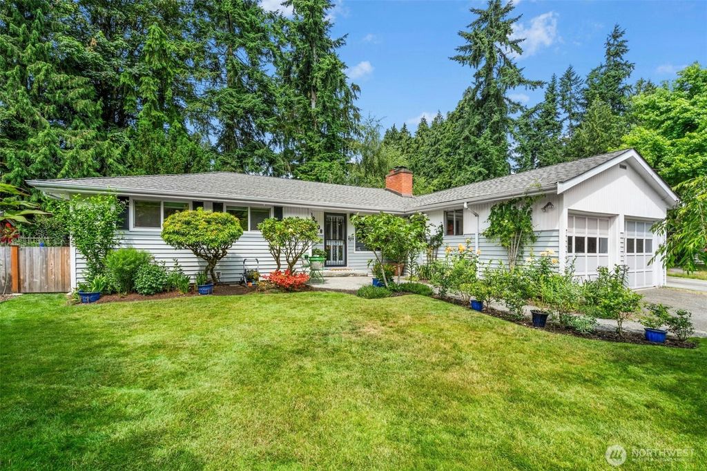 Photo of 22508 72nd Place W, Edmonds, WA 98026 (MLS # 2378250)