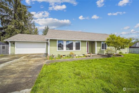 Photo of 202 Abram Lane, Chehalis, WA 98532 (MLS # 2062976)