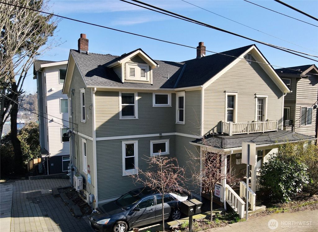 Photo of 1522 Taylor Avenue N, Seattle, WA 98109 (MLS # 2504002)