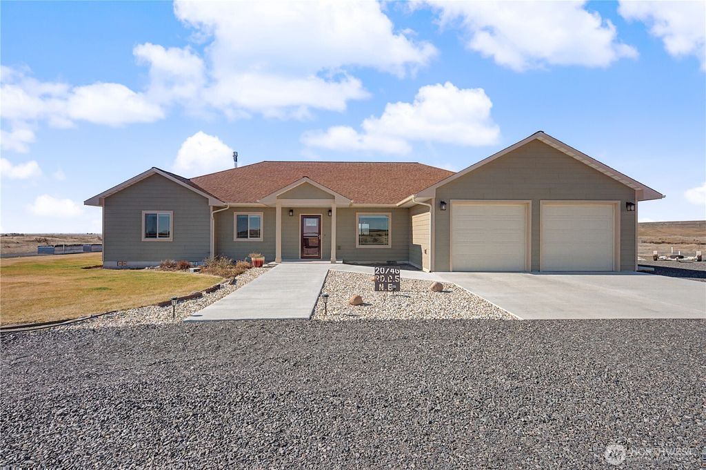 Photo of 20746 NE Rd D.5, Soap Lake, WA 98851 (MLS # 2485418)