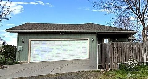 Photo of 601 Tomeo Court, Saint John, WA 99191 (MLS # 2517375)
