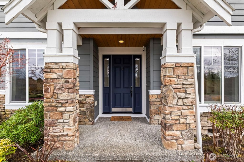 Photo of 1644 211th Avenue SE, Sammamish, WA 98075 (MLS # 2504860)