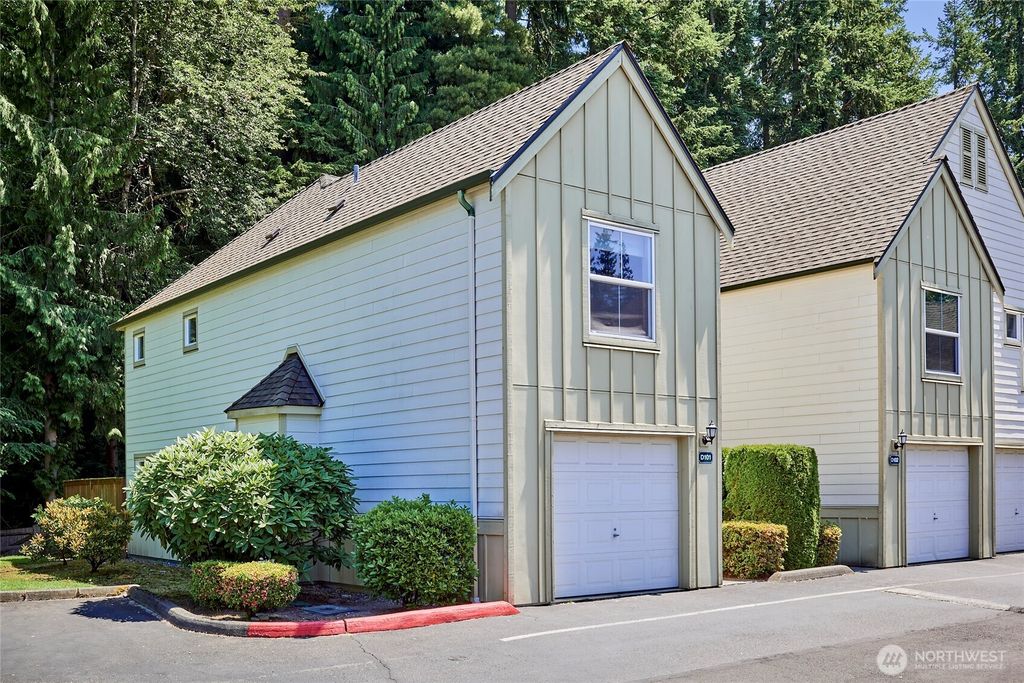 Photo of 1600 121st Street SE #D101, Everett, WA 98208 (MLS # 2396136)
