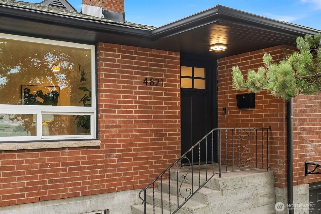 Photo of 4821 S Mead Street, Seattle, WA 98118 (MLS # 2479547)