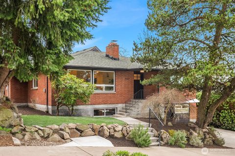 Photo of 4821 S Mead Street, Seattle, WA 98118 (MLS # 2479547)