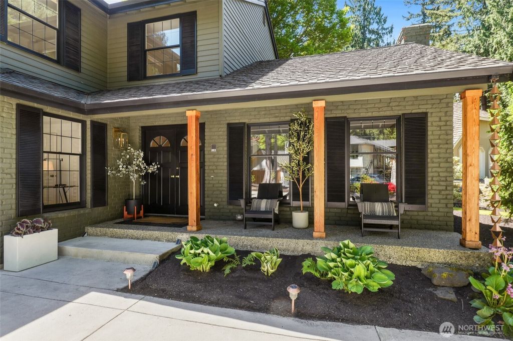 Photo of 2726 209th Avenue NE, Sammamish, WA 98074 (MLS # 2503674)