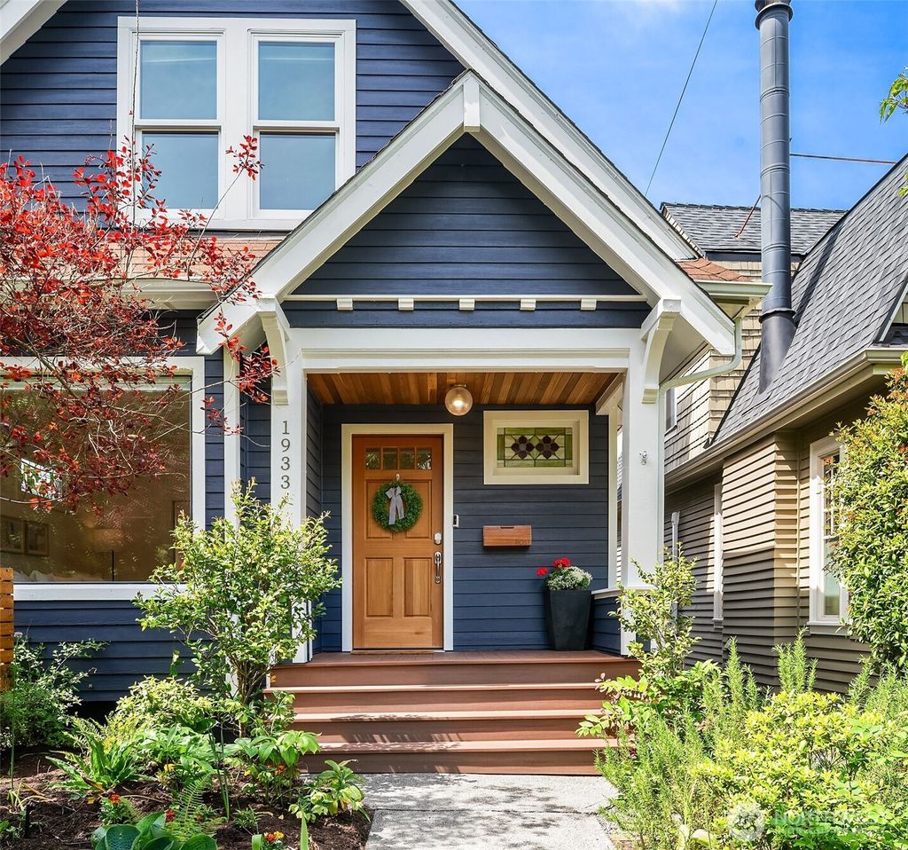 Photo of 1933 4th Avenue W, Seattle, WA 98119 (MLS # 2364041)