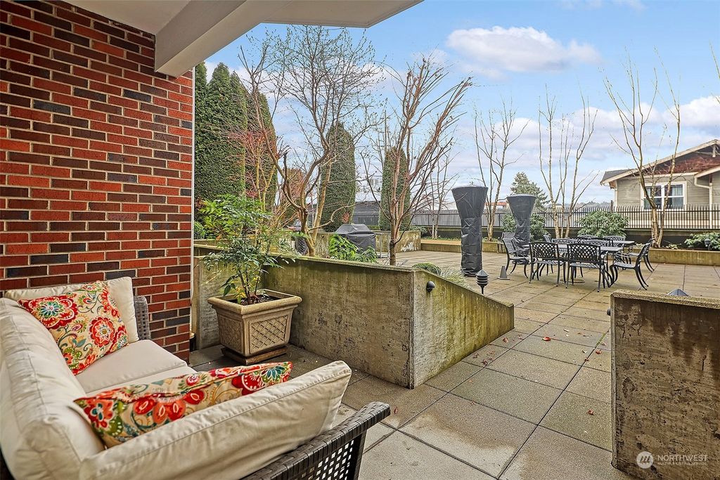 Photo of 812 5th Avenue N #107, Seattle, WA 98109 (MLS # 2190115)