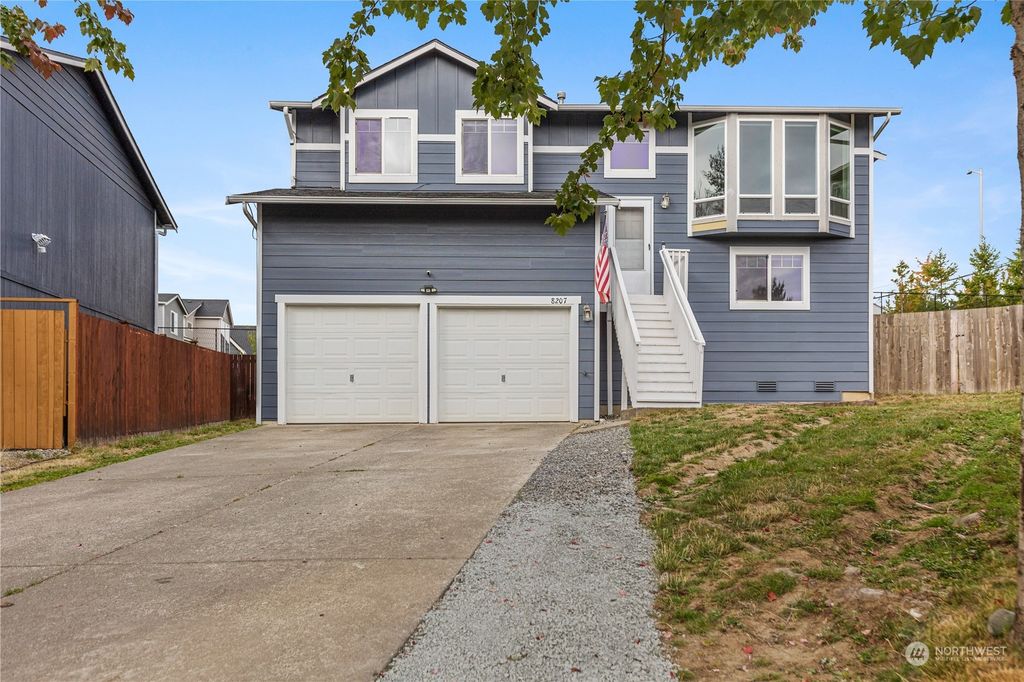 Photo of 8207 69th Street NE, Marysville, WA 98270 (MLS # 2161482)