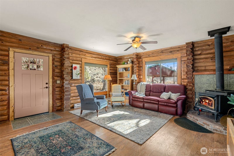 75 Purtteman Gulch Road