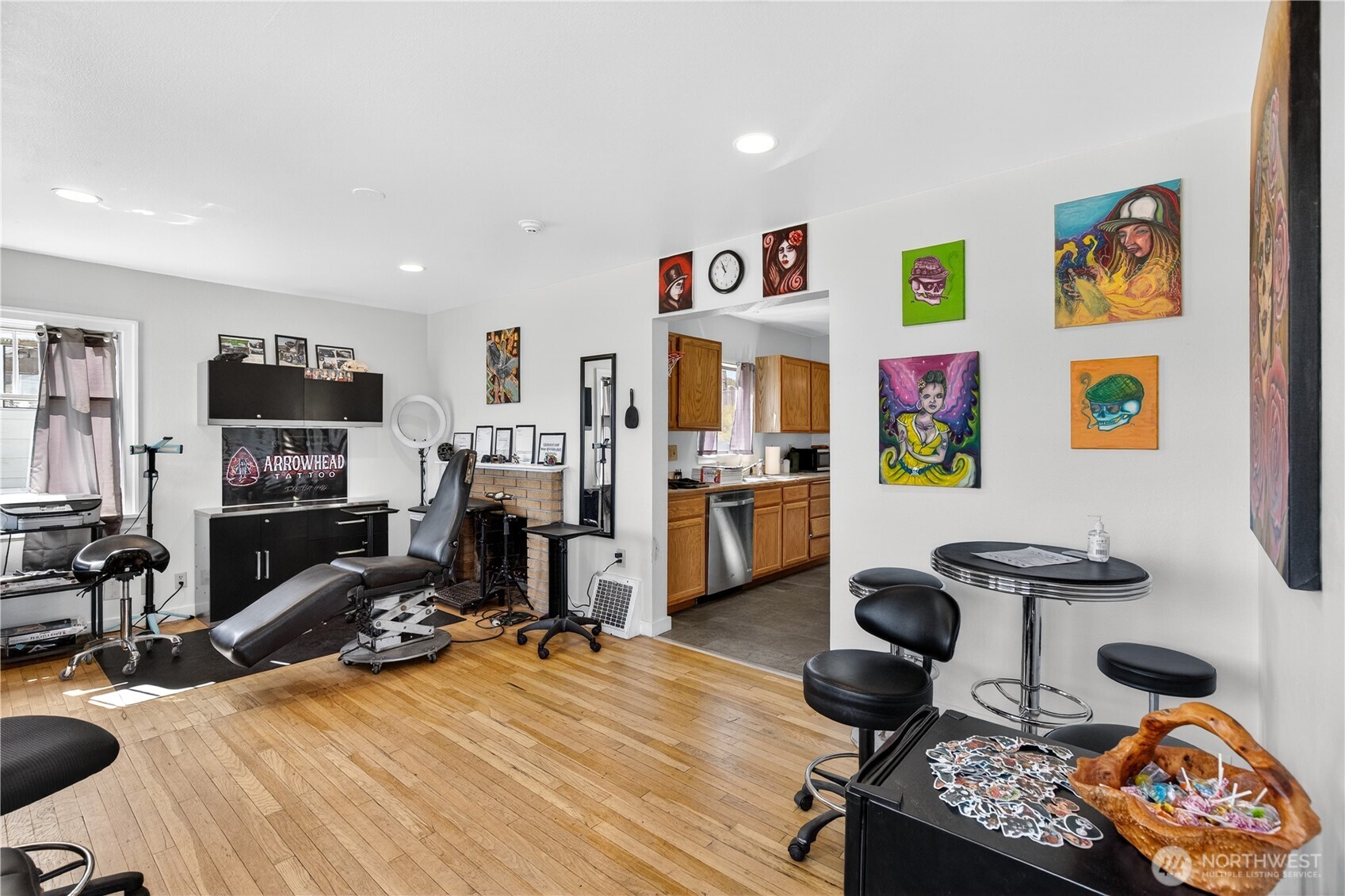 342 S Mission
