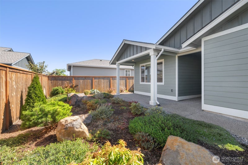 644 N Normande Lane