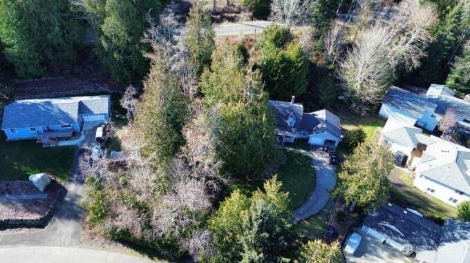 2025 Baldwin Lane