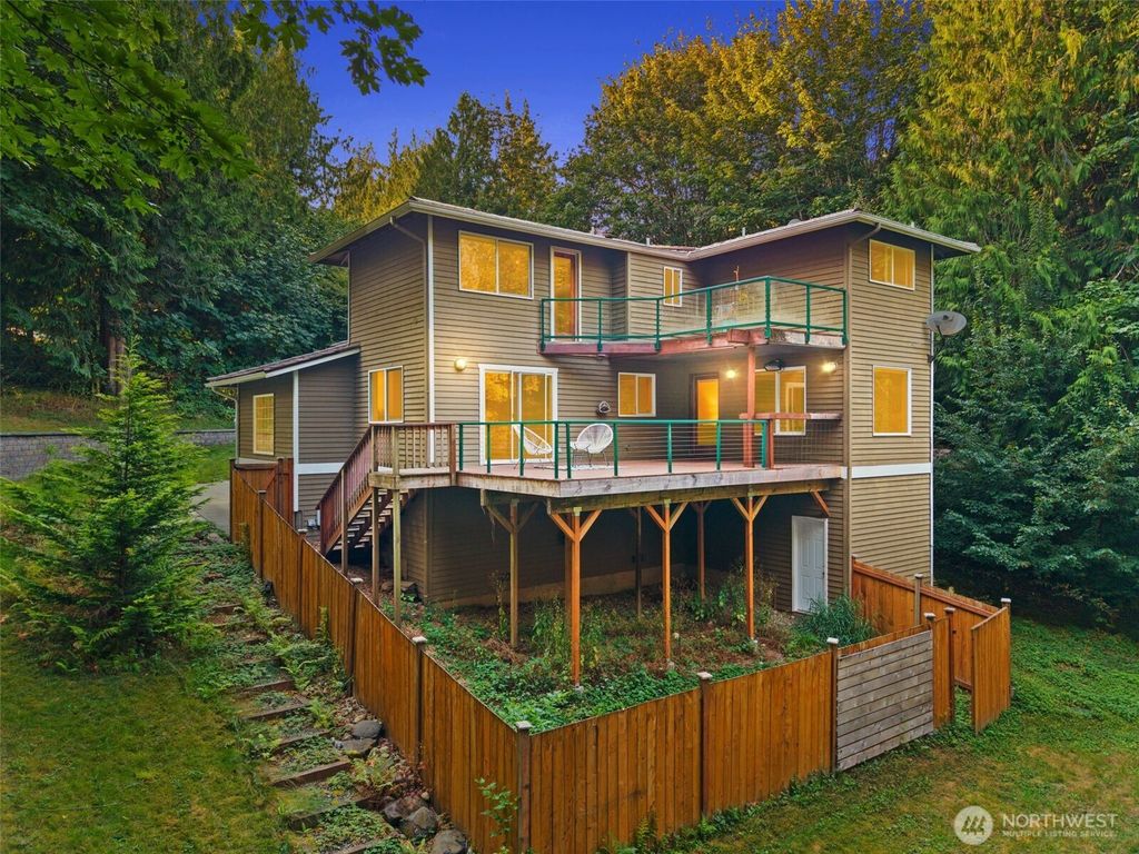 Photo of 4406 270th Avenue NE, Redmond, WA 98053 (MLS # 2468710)