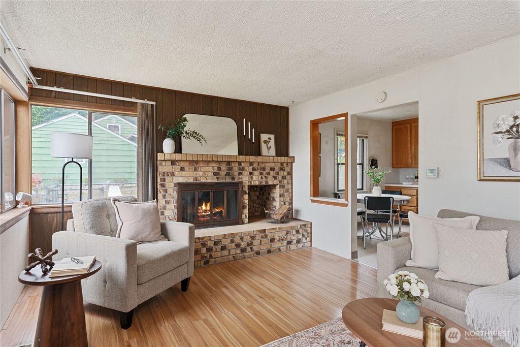 Photo of 10045 1st Avenue S, Seattle, WA 98168 (MLS # 2401411)