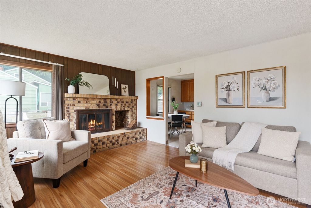 Photo of 10045 1st Avenue S, Seattle, WA 98168 (MLS # 2401411)