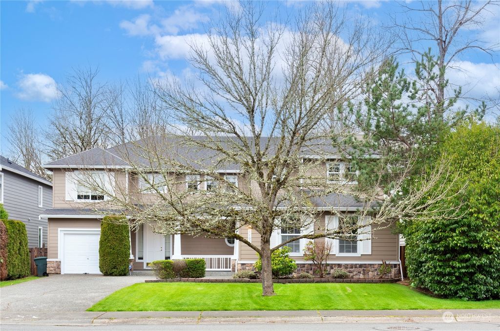 Photo of 1107 240th Way SE, Sammamish, WA 98075 (MLS # 2203767)