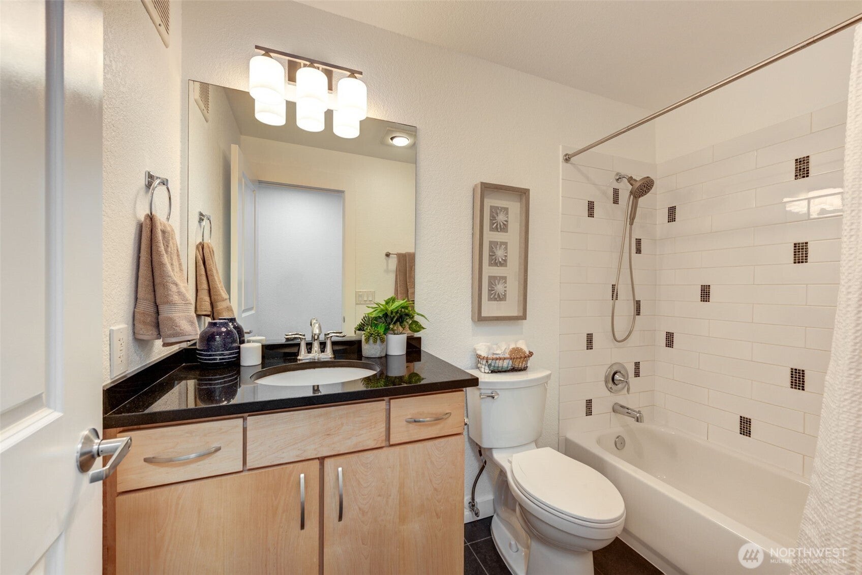 840 NE 125th Street 206