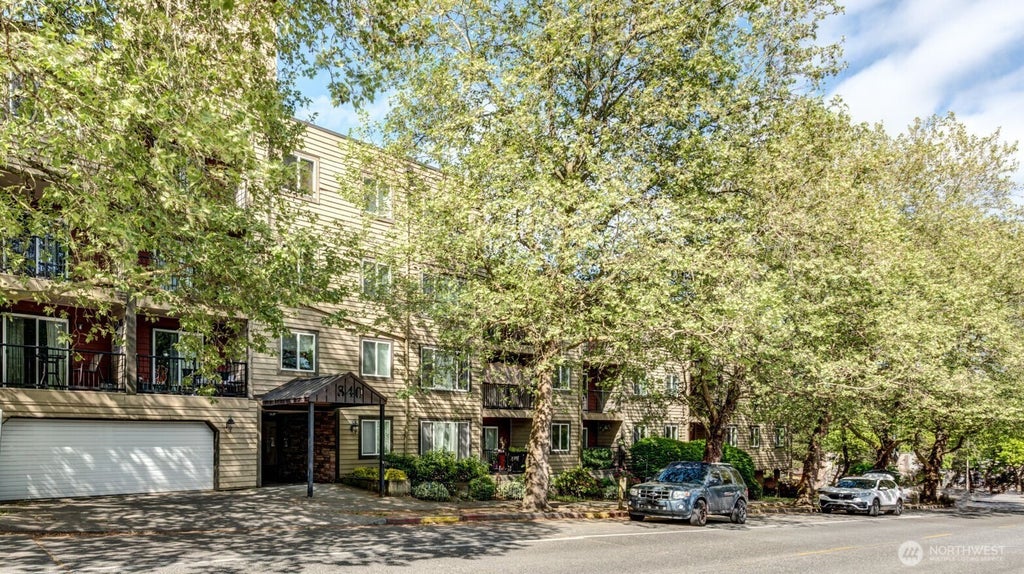 Photo of 840 NE 125th Street #206, Seattle, WA 98125 (MLS # 2586678)