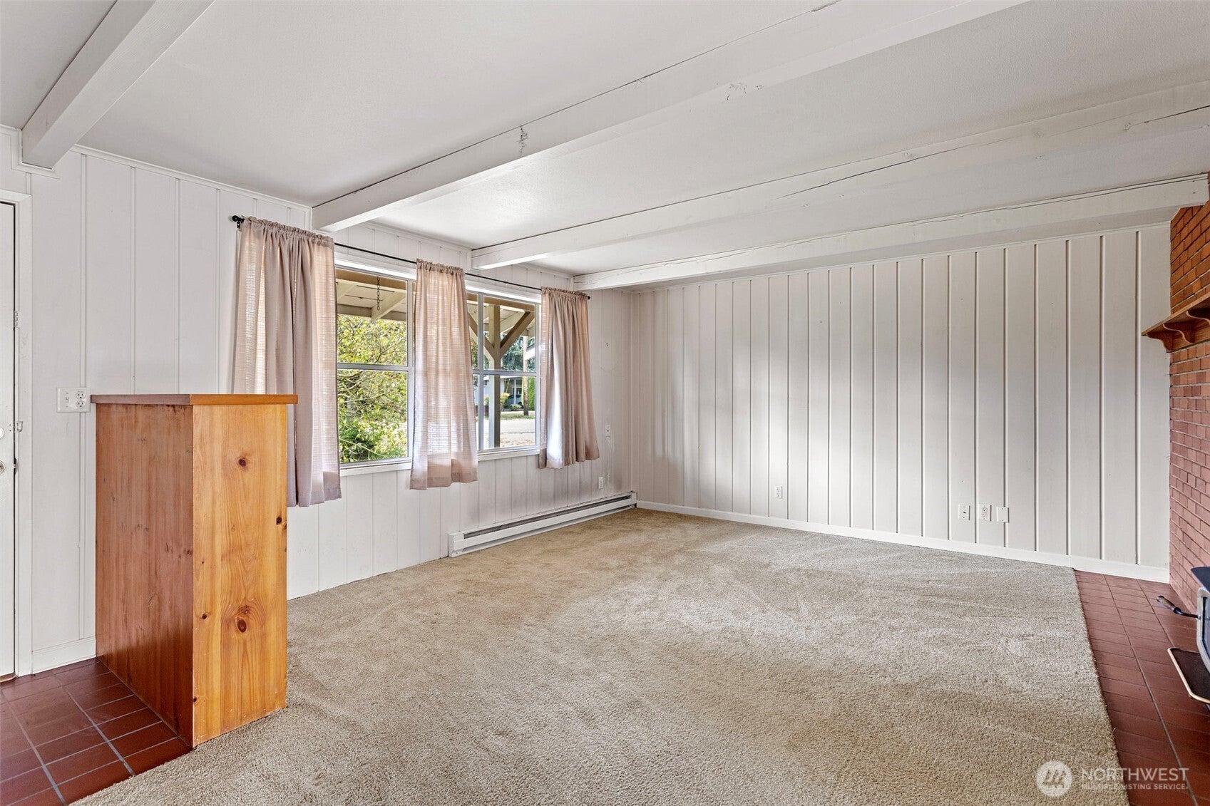 8821 52nd Drive NE