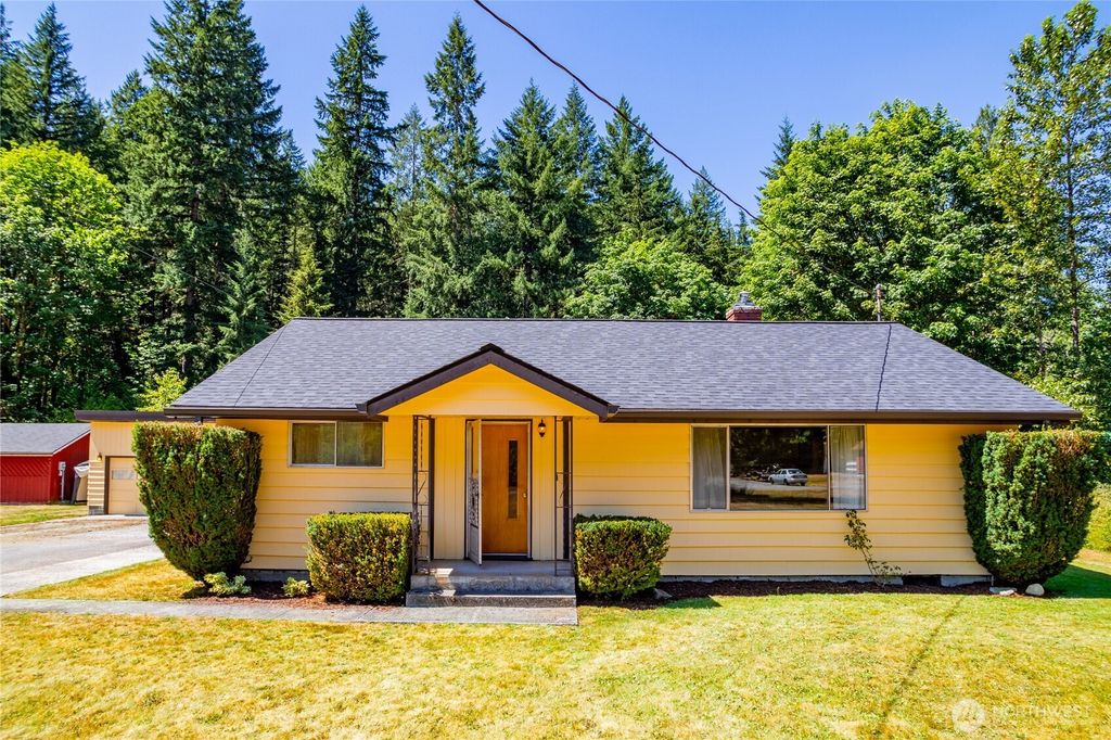 Photo of 26618 469th Avenue NE, Darrington, WA 98241 (MLS # 2408994)