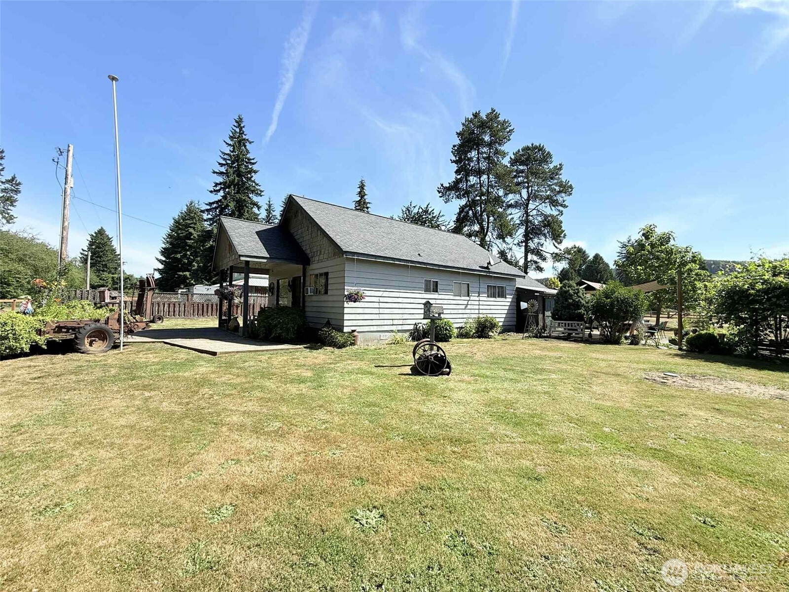 15 S Heise Road