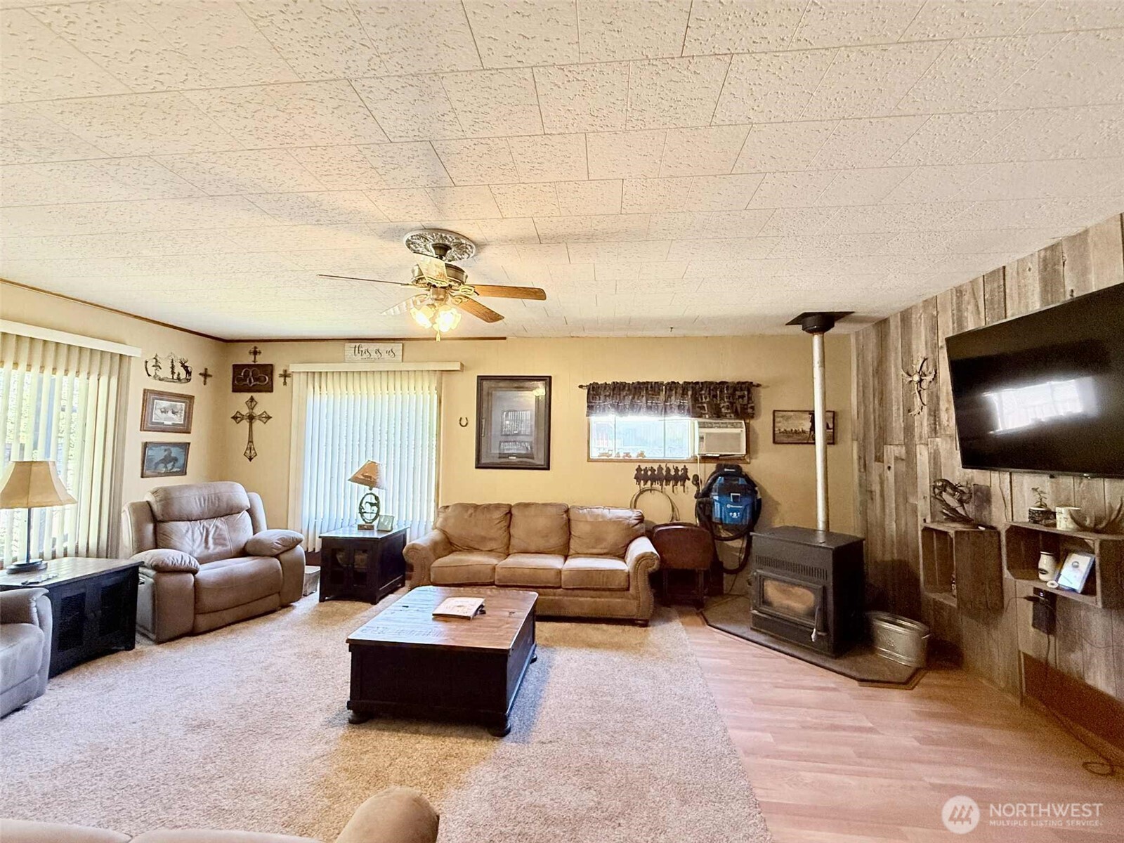 15 S Heise Road