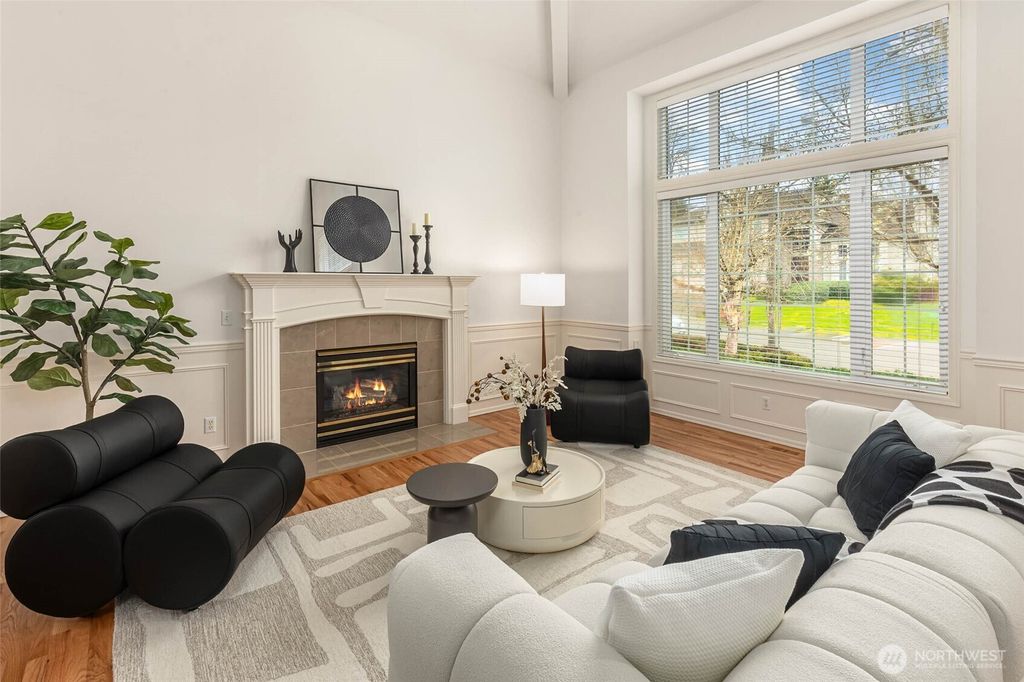 Photo of 122 245th Place SE, Sammamish, WA 98074 (MLS # 2503685)