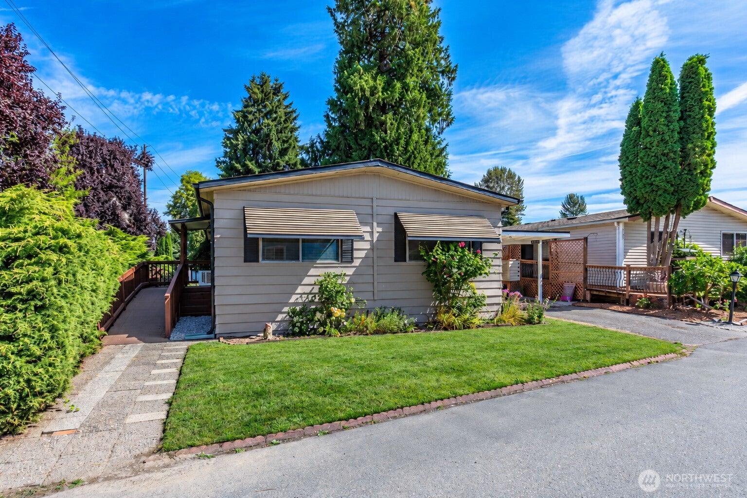8401 143rd Avenue Ct E 33
