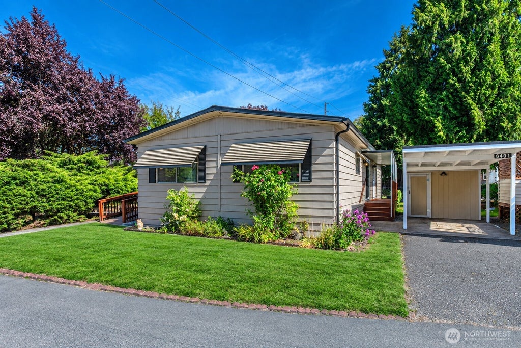 Photo of 8401 143rd Avenue Ct E #33, Puyallup, WA 98372 (MLS # 2580765)