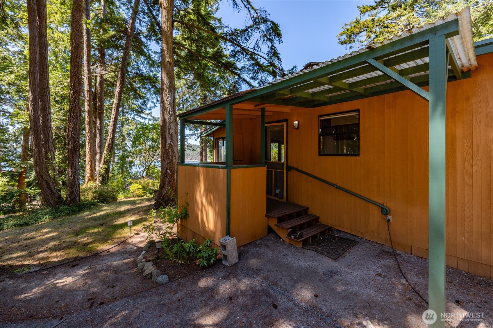 16757 Chilberg Avenue