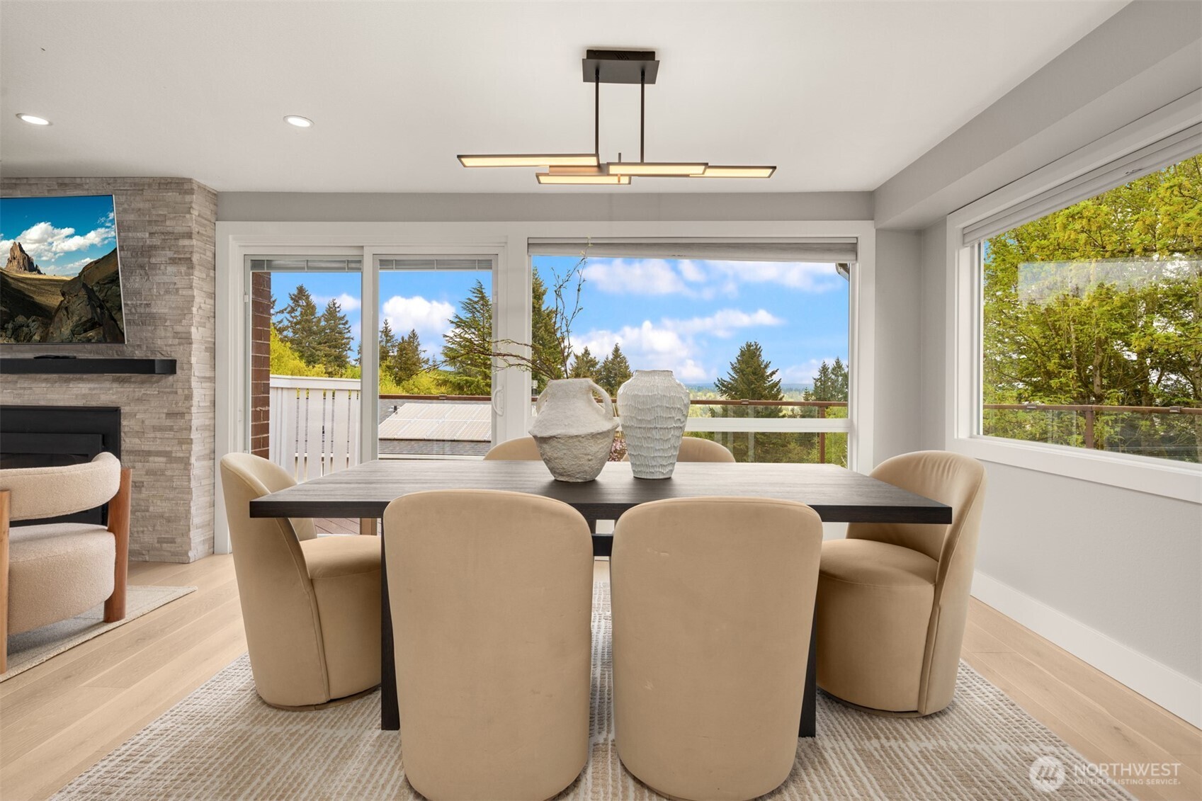 13720 94th Avenue NE