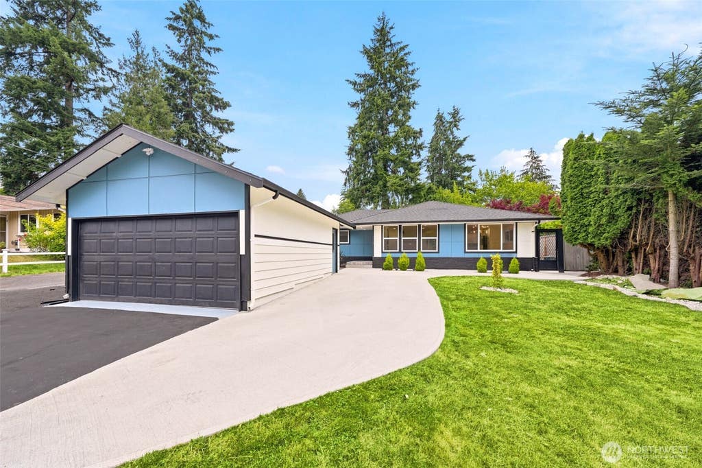 Photo of 19912 Dayton Avenue N, Shoreline, WA 98133 (MLS # 2546720)