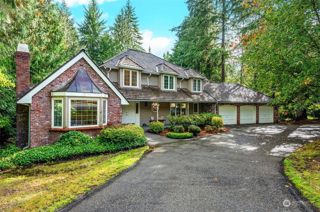 Photo of 18101 NE 146th Way, Woodinville, WA 98072 (MLS # 2166580)