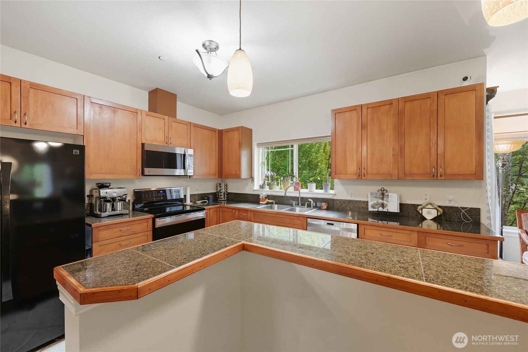 15000 Juanita Drive NE 405