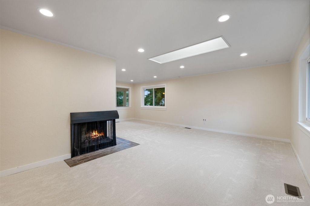 Photo of 7926 46th Avenue W, Mukilteo, WA 98275 (MLS # 2445493)