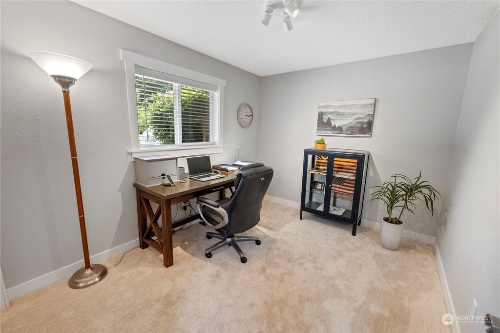 listing image 9362642540057474604