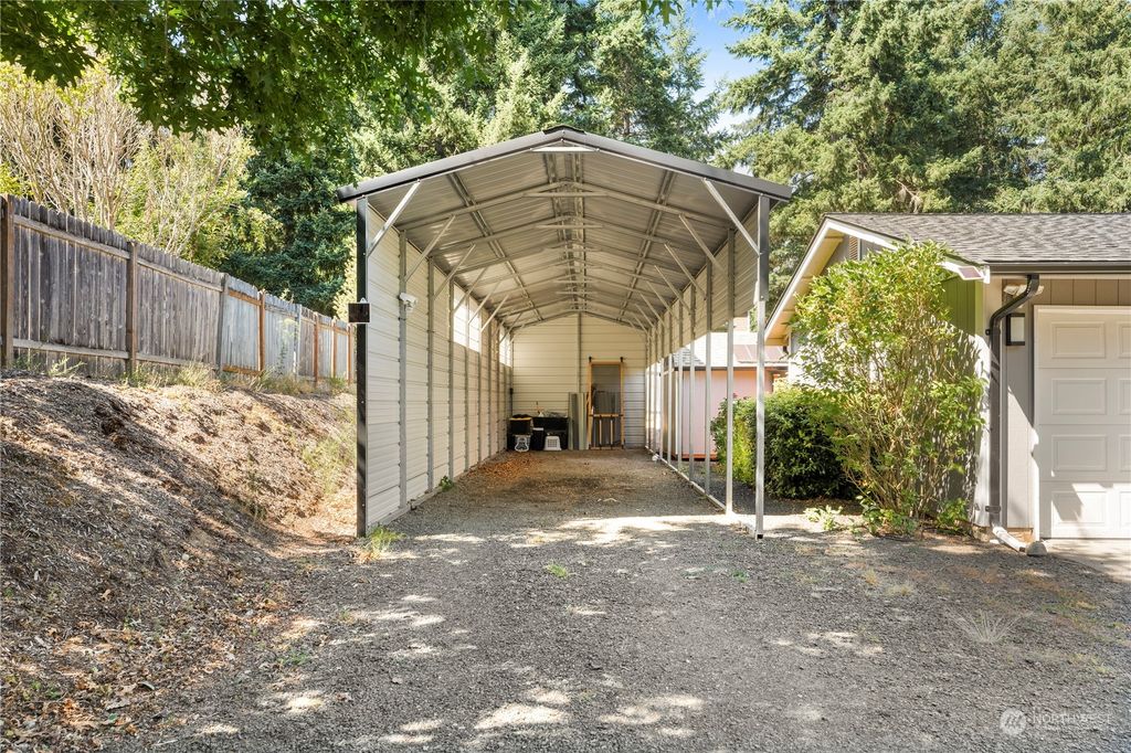 listing image 9368703540104634829
