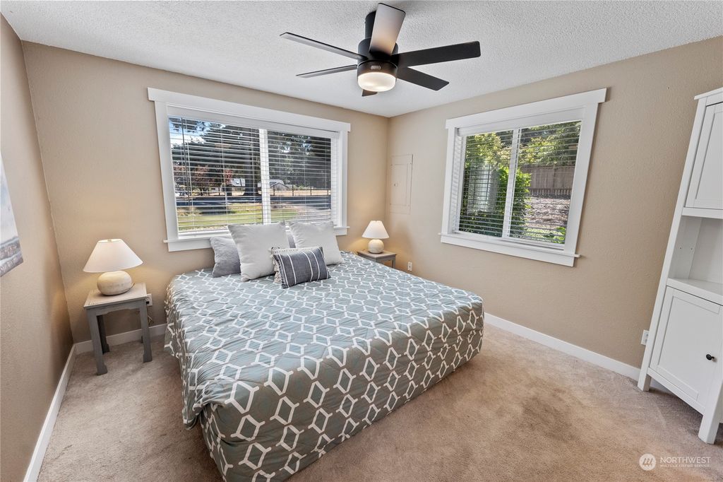 listing image 9363211027441588066