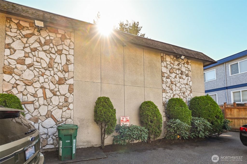 Photo of 719 N 85th Street, Seattle, WA 98103 (MLS # 2440132)
