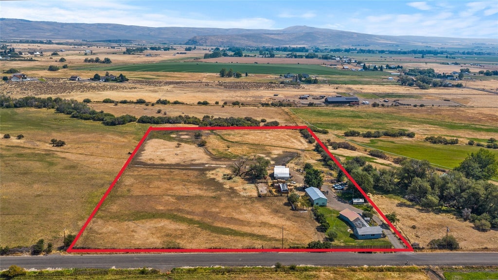 Photo of 420 Schnebly Road, Ellensburg, WA 98926 (MLS # 2595083)