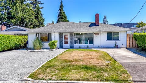 Photo of 16016 12th Avenue SW, Burien, WA 98166 (MLS # 2564698)