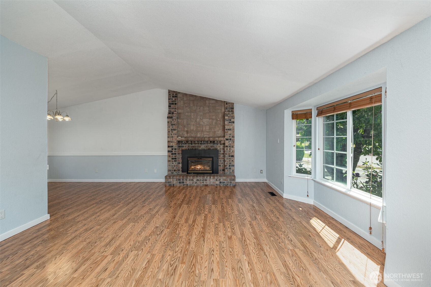 2903 155th Street E